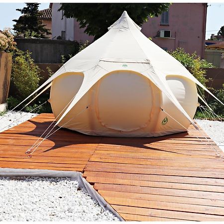 Superbe Glamping Avec Terrasse Privative 5Min Mer Cannes Luaran gambar