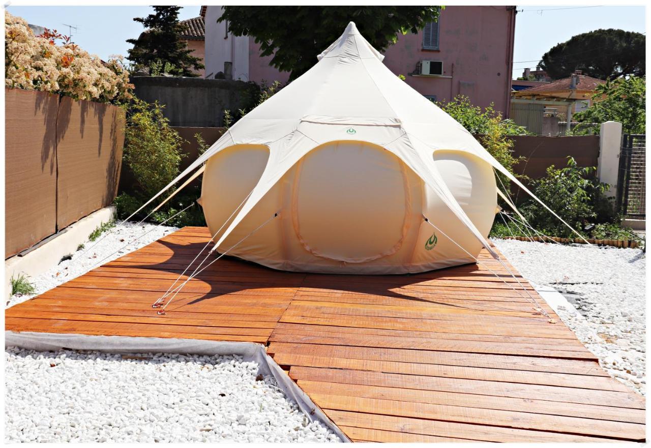 Superbe Glamping Avec Terrasse Privative 5Min Mer Cannes Luaran gambar